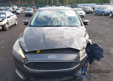 2016 Ford Focus Se z USA, uszkodzony, nr VIN 1FADP3F20GL401375